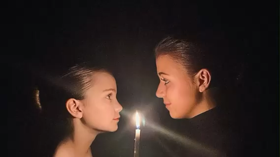 FDF9B108-E7E9-4E03-A749-754C2412C53F