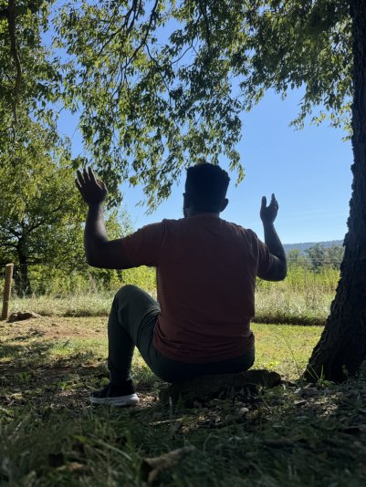 C7034DC2-04E5-423A-82AA-E8EC528F47EC